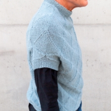 Pinecone vest - detail