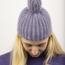 Strikkede striber hue